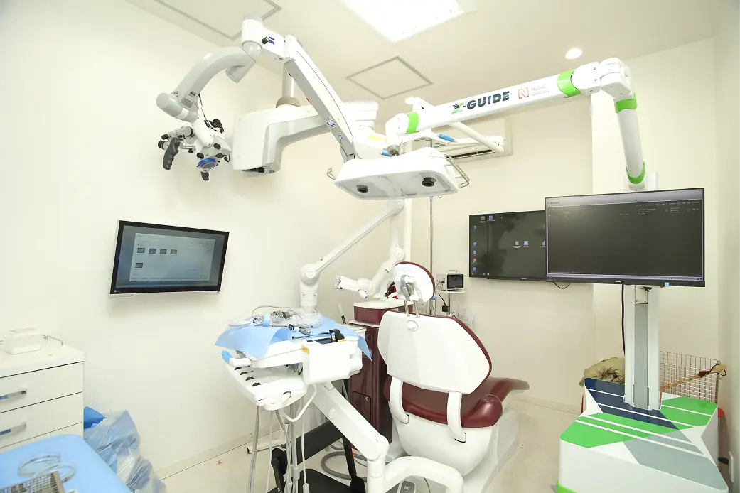 安全面に配慮した個室の手術室の様子